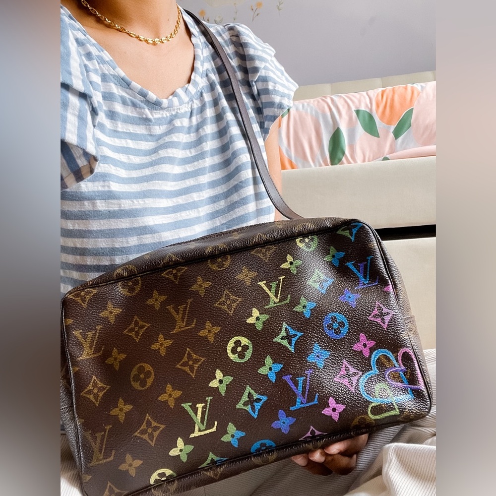 Louis Vuitton Monogram painted Crossbody Bag ✨ - Picture 7 of 16